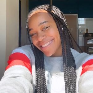 Meet your Posher, Brianna